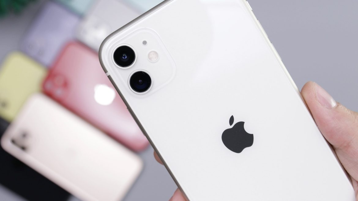 iPhone 11 vs iPhone 13: Which One Is Still Worth Buying in 2025? The Answer May Surprise You!