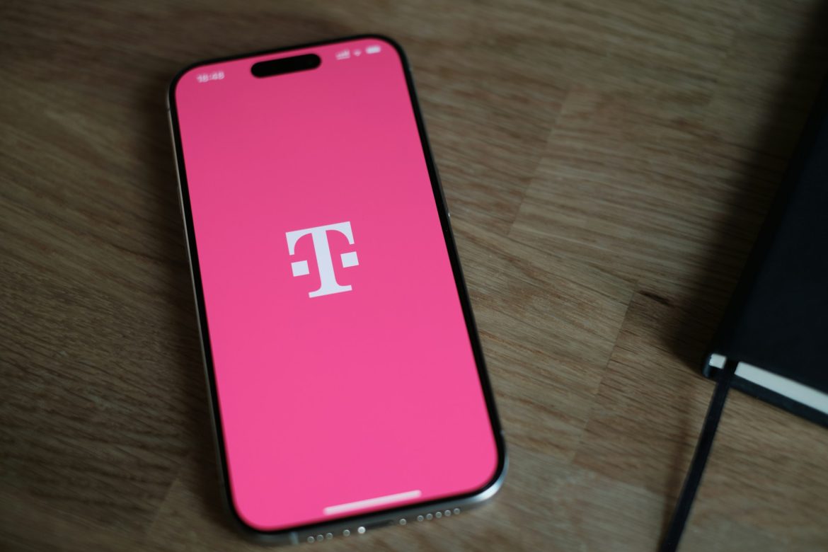 T-Mobile REVVL V+ 5G: A Budget-Friendly 5G Smartphone with Impressive Features